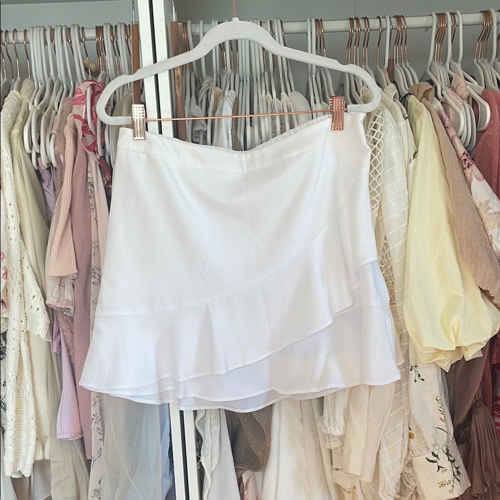Versona White Ruffled Skater Mini Skirt